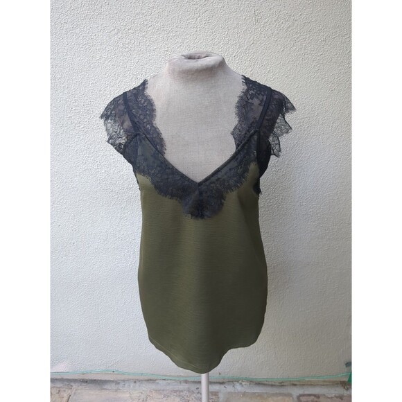 Olive Green Top Babydoll Med Lace Shoulder Whimsey Goth Career Capsule Travel - Picture 1 of 9